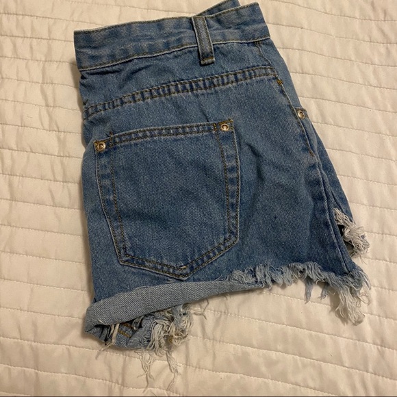 Boohoo shorts - Picture 3 of 3